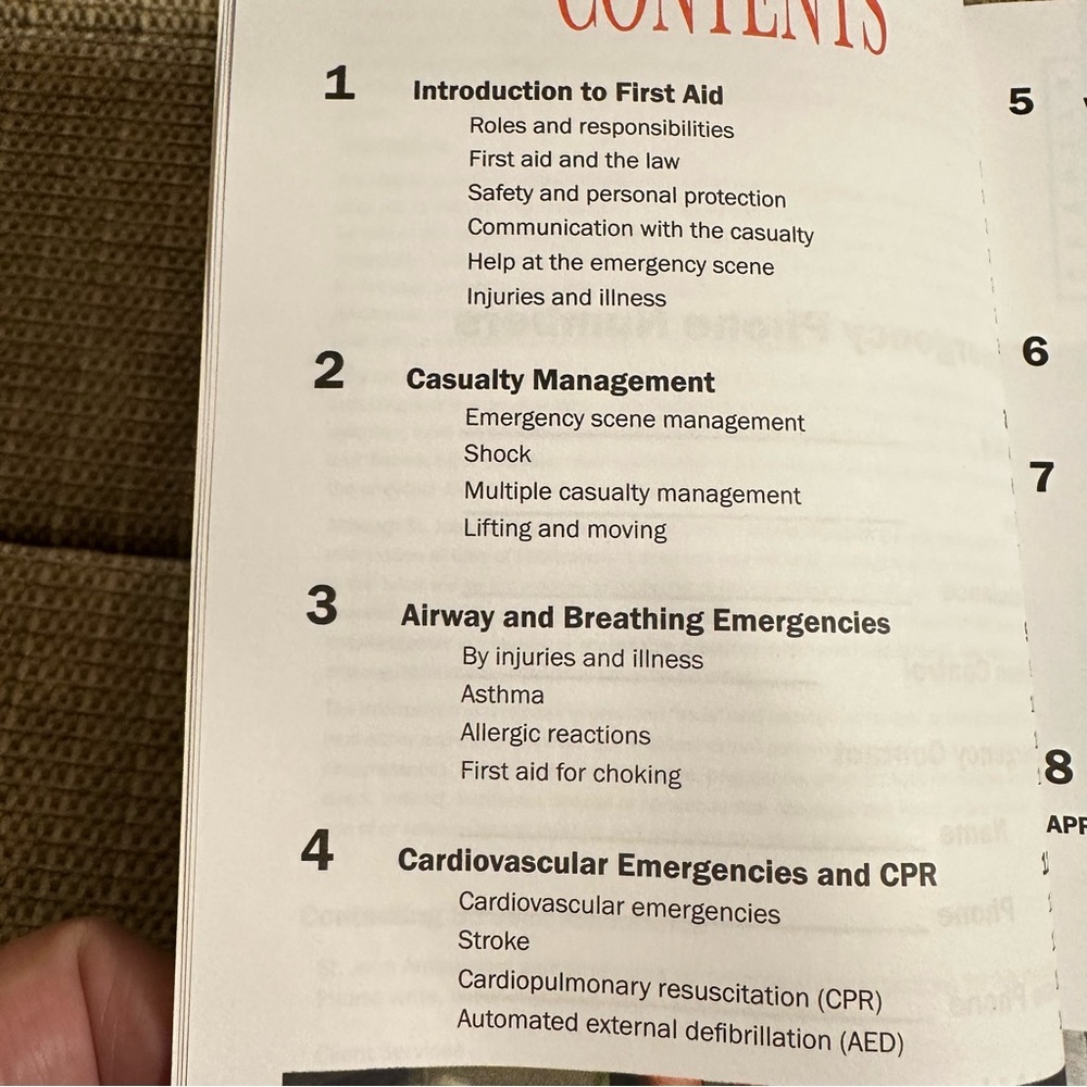 First Aid reference guide book - Picture 5 of 11